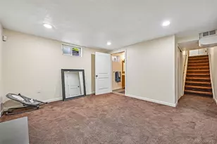 392 Zion St, Aurora, CO 80011 - Photo 35