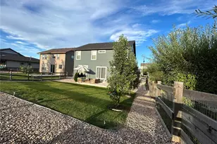 12901 Crane River Dr, Longmont, CO 80504 - Photo 35