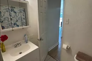 1193 Akron St, Aurora, CO 80010 - Photo 11