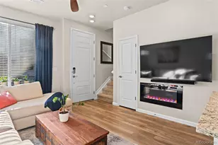 409 Millwall Cir, Castle Rock, CO 80108 - Photo 5