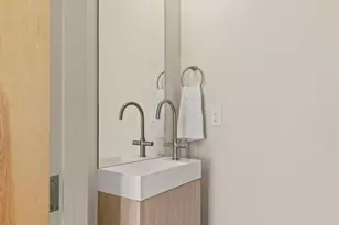 37 S Ogden St, Denver, CO 80209 - Photo 17