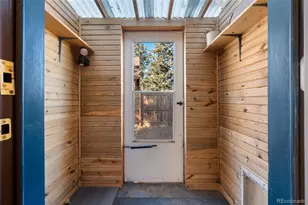 23048 Isoleta Rd, Indian Hills, CO 80454 - Photo 27