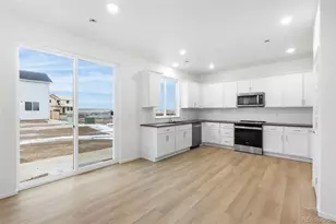 2714 Nantucket St, Strasburg, CO 80136 - Photo 5