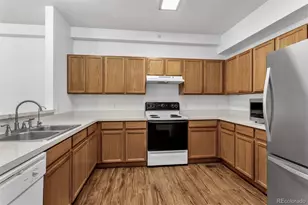 9758 Laredo Street, Commerce City, CO 80022 - Photo 7