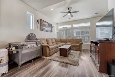 3934 N Quatar Court, Aurora, CO 80019 - Photo 11