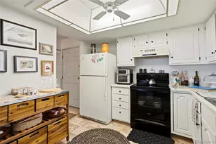 13961 E Marina Dr, Aurora, CO 80014 - Photo 11