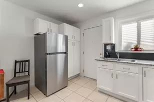 2865 Quebec St, Denver, CO 80207 - Photo 11