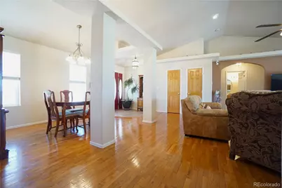 461 E Fredonia Drive, Pueblo, CO 81007 - Photo 7