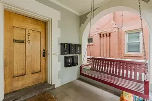 1019 N Clarkson St, Denver, CO 80218 - Photo 3