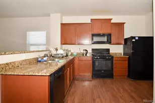 9585 Dexter Ln, Thornton, CO 80229 - Photo 7