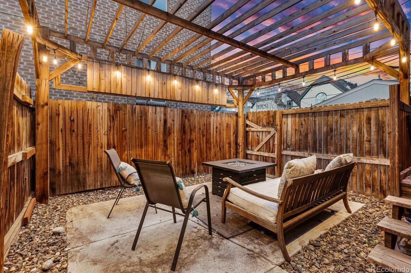 247 Alameda Ave, Denver CO  80209-1703 exterior