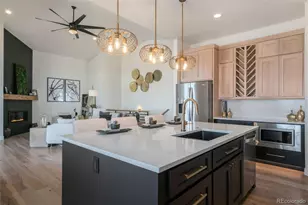 3631 N Buchanan Ct, Aurora, CO 80019 - Photo 9