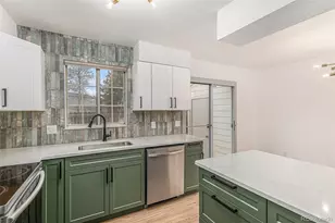 1649 S Ivory Cir, Aurora, CO 80017 - Photo 3