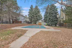 1649 S Ivory Cir, Aurora, CO 80017 - Photo 21