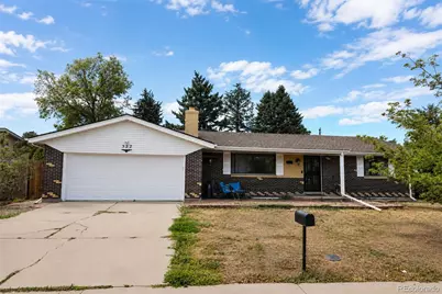 322 S Peoria Circle, Aurora, CO 80012 - Photo 3
