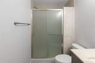 25380 E Aberdeen Dr, Aurora, CO 80016 - Photo 33