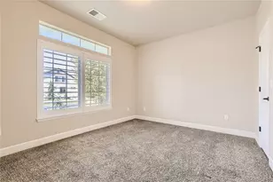 5426 Espana Ct, Denver, CO 80249 - Photo 9