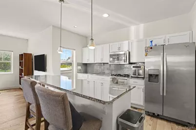 2008 S Flanders Way #D, Aurora, CO 80013 - Photo 11