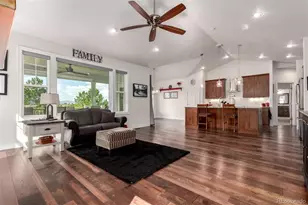 909 Signal Ct, Timnath, CO 80547 - Photo 11