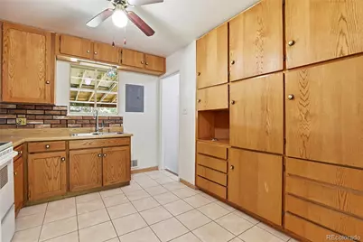 11241 Lafayette Street, Northglenn, CO 80233 - Photo 9