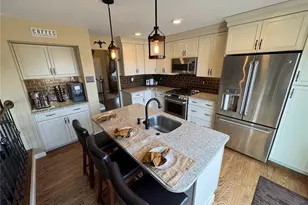 9818 Foxhill Cir, Highlands Ranch, CO 80129 - Photo 9