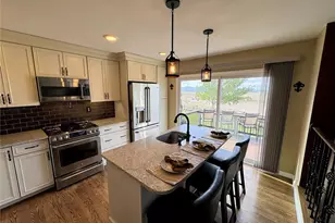 9818 Foxhill Cir, Highlands Ranch, CO 80129 - Photo 5