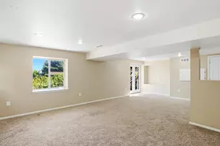 9470 Morning Glory Ln, Littleton, CO 80130 - Photo 29