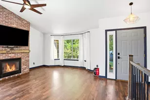 9470 Morning Glory Ln, Littleton, CO 80130 - Photo 7