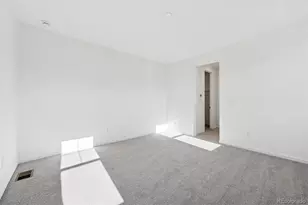 24716 E 41st Ave, Aurora, CO 80019 - Photo 9