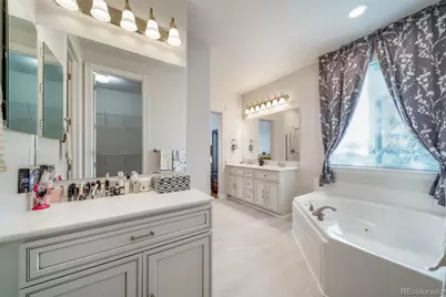 9225 W Quarles Place, Littleton, CO 80128 - Photo 23