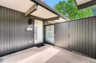 1860 S Holly St, Denver, CO 80222 - Photo 25
