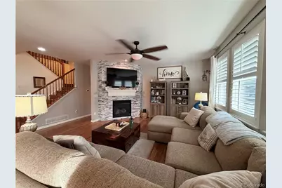 6934 S Fultondale Circle, Aurora, CO 80016 - Photo 3