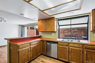 4251 S Fairplay Circle #B, Aurora, CO 80014 - Photo 9
