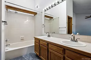 4251 S Fairplay Cir, Aurora, CO 80014 - Photo 15