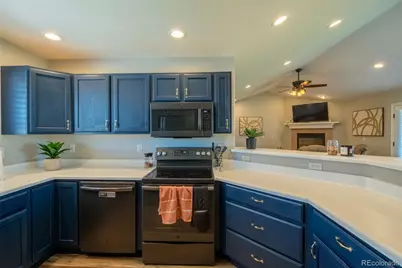 905 Pawnee Street, Strasburg, CO 80136 - Photo 9