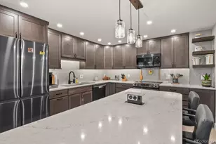 2868 S Heather Gardens Way, Aurora, CO 80014 - Photo 5