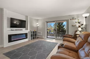 2868 S Heather Gardens Way, Aurora, CO 80014 - Photo 11