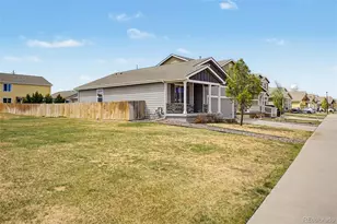 47386 Lily Ave, Bennett, CO 80102 - Photo 3