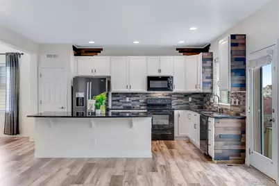 3834 Donnington Circle, Castle Rock, CO 80104 - Photo 3