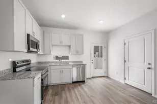 12562 E 100th Ave, Commerce City, CO 80022 - Photo 5