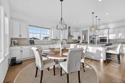 27560 E Lakeview Drive, Aurora, CO 80016 - Photo 25