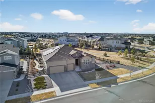 27560 E Lakeview Dr, Aurora, CO 80016 - Photo 43