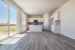20255 E 58th Pl, Aurora, CO 80019 - Photo 11