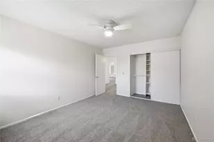 2770 S Heather Gardens Way, Aurora, CO 80014 - Photo 17