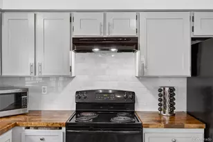 4221 S Mobile Cir, Aurora, CO 80013 - Photo 7