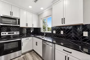 3803 S Ouray Way, Aurora, CO 80013 - Photo 5