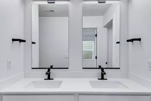 22544 E 6th Pl, Aurora, CO 80018 - Photo 23