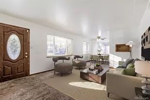 1051 Macon St, Aurora, CO 80010 - Photo 3