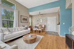 2818 Syracuse St, Denver, CO 80238 - Photo 1