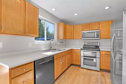 4042 S Kirk Way, Aurora, CO 80013 - Photo 11